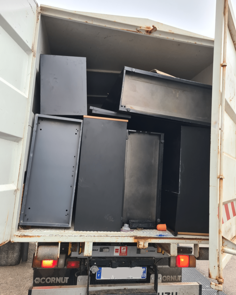 Débarras Mobilier Bureaux